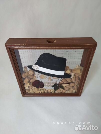 Копилка для винных пробок и пробок от шампанского