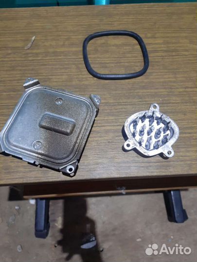 Блок света розжига ксенона Рено Аркана