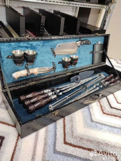 Набор для пикника в чемодане