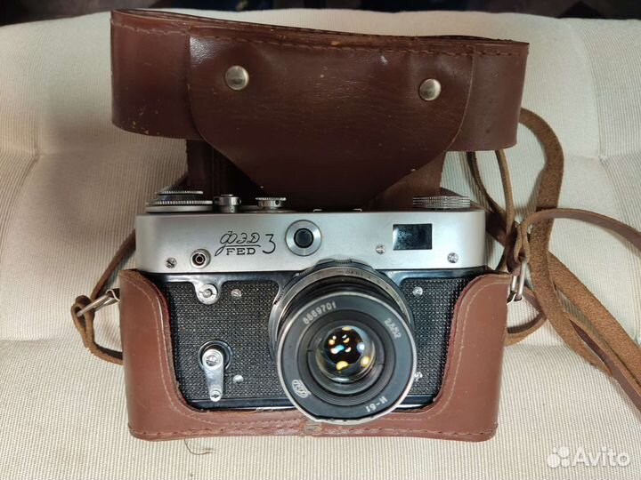 Пленочный зеркальный фотоаппарат