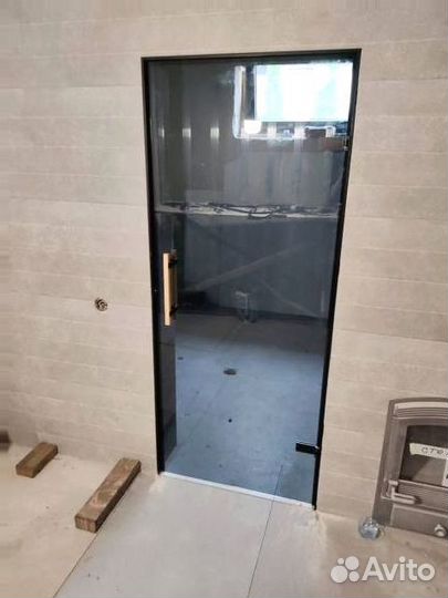 Межкомнатные стеклянные двери на заказ