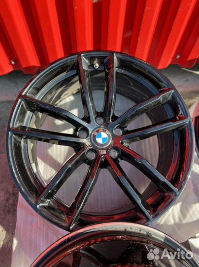Лиски литые r18 BMW 662 M стиль цвет Jet black