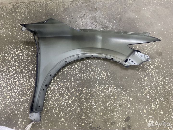 Крыло Б/У KB7W52211