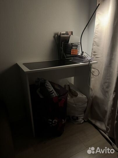 Письменный стол