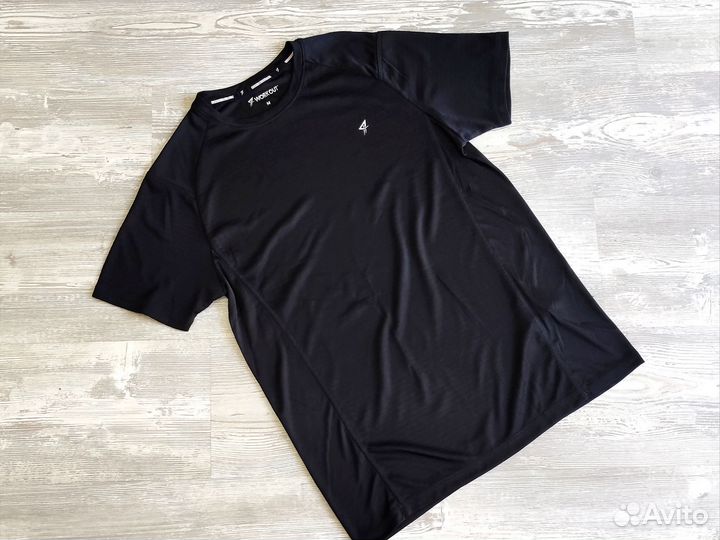 Футболка спортивная