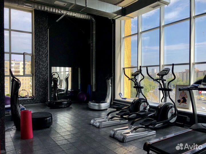 Фитнес-абонемент (Чичерина) в новыйЗал «Зона силы»