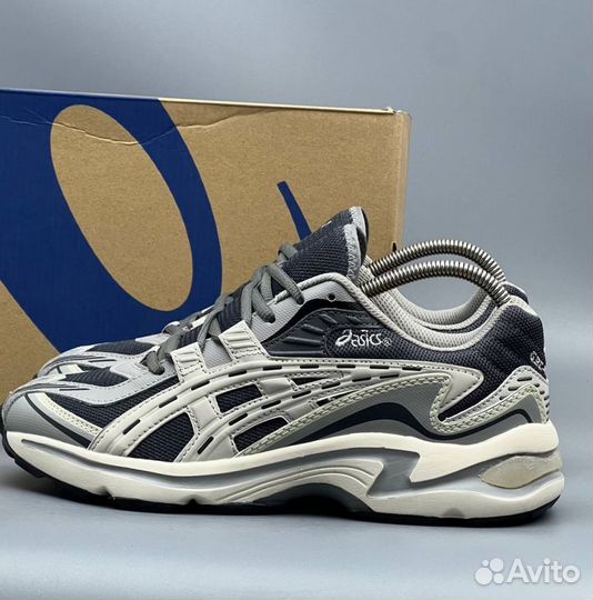 Кроссовки Asics Preleus