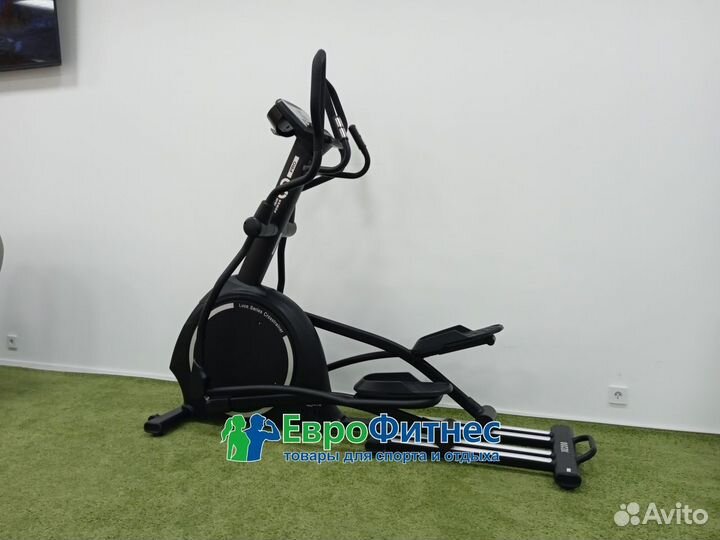 Эллиптический тренажер для дома