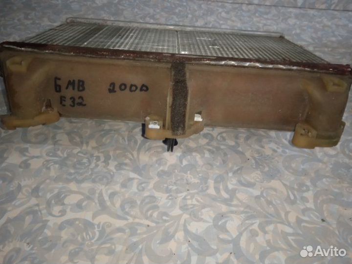 Радиатор отопителя Bmw 7-Series E32 1992