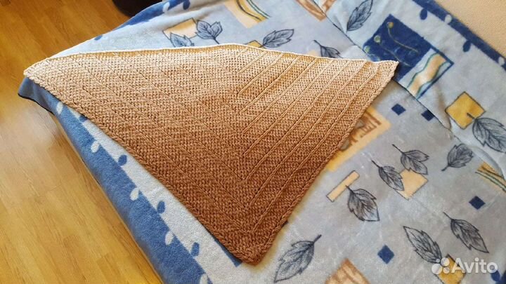 Шаль вязаная