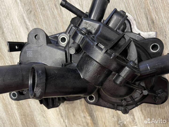 Помпа в сборе passat b8