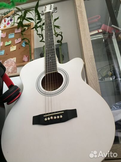 Продам 2 гитары