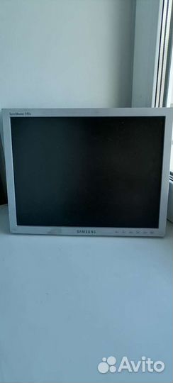 Samsung syncmaster 540n