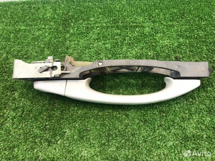 Ручка двери правая Volkswagen Touran 1T cavc 2009