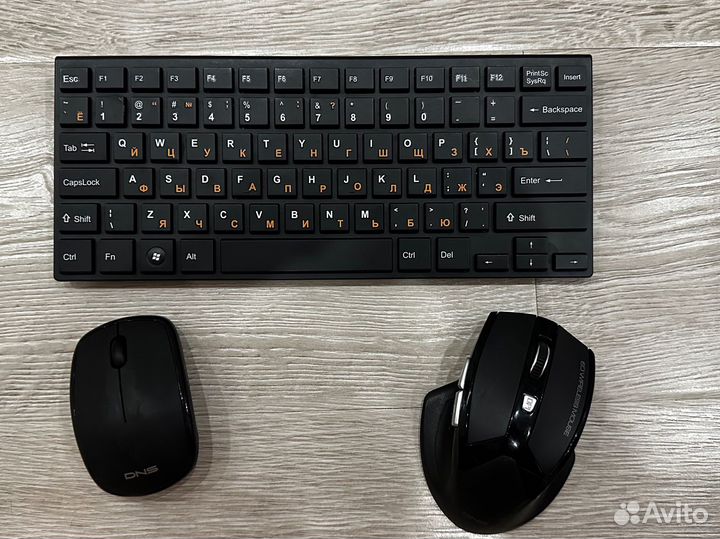 Беспроводная мышь и клавиатура