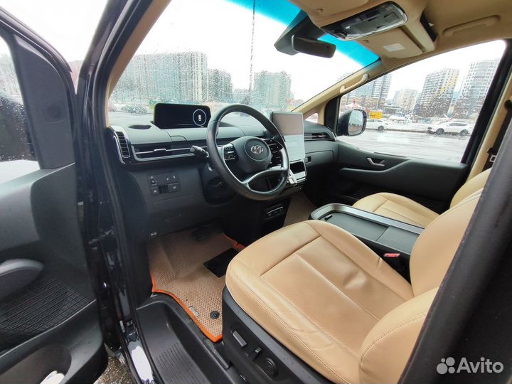 Hyundai Staria 2.2 AT, 2022, 65 280 км
