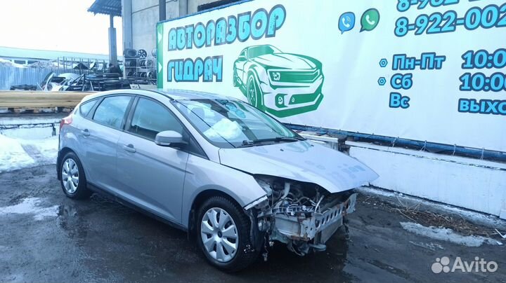 Накладка переднего крыла левого Ford Focus 3 17306