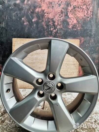 Диски литые R18 Lexus