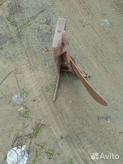 Плуг для минитрактора