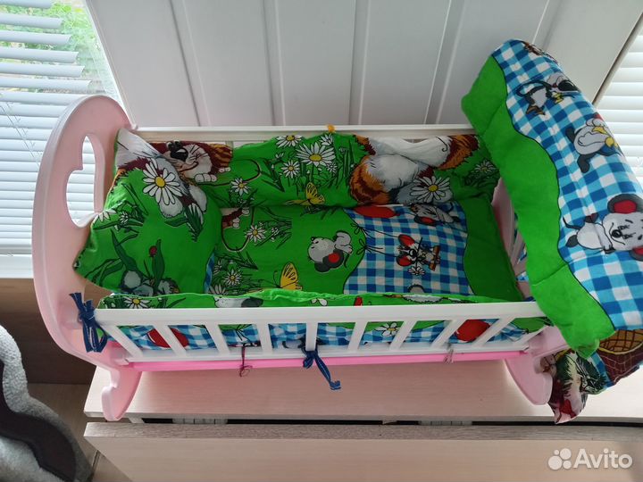 Кроватка для кукол