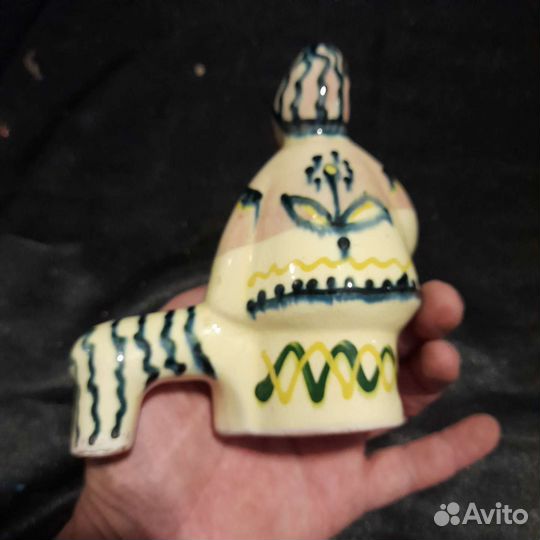 Редкая фарфоровая статуэтка девушка с бараном