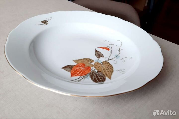 Фарфоровая тарелка Kahla