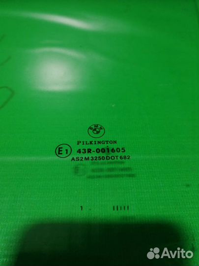 Стекло переднее левое оригинал BMW7 E65