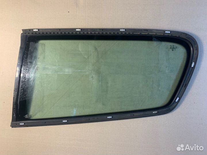 Стекло заднее левое Volkswagen Passat B6 BZB 2005