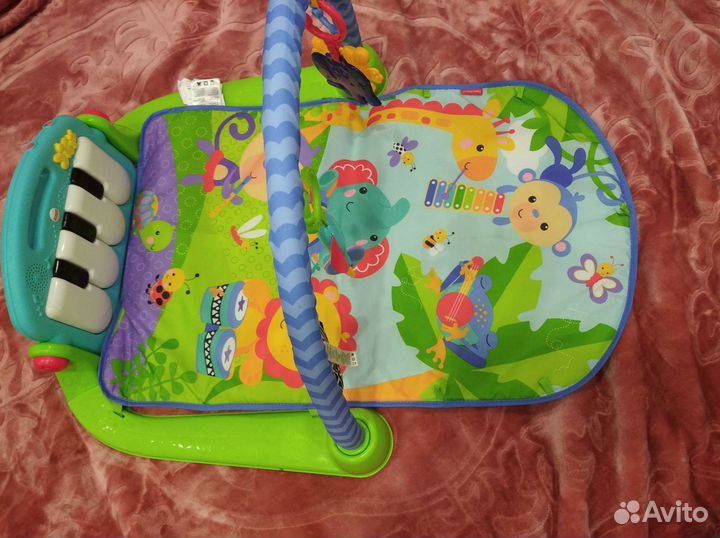 Развивающий коврик с пианино