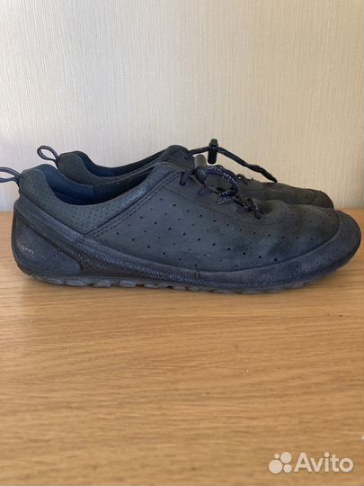 Кроссовки ecco 36