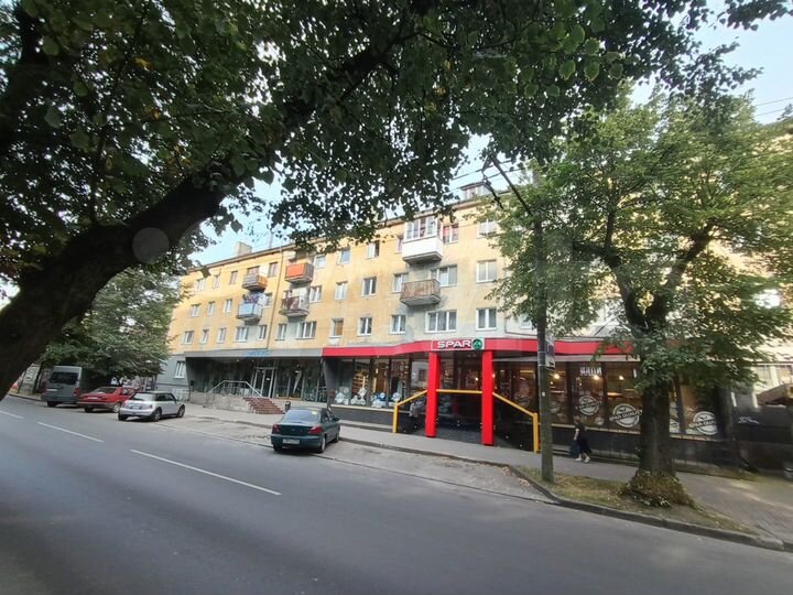 2-к. квартира, 43,3 м², 2/4 эт.