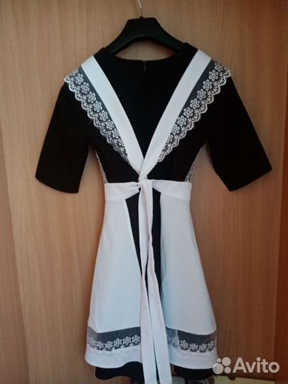 Школьный фартук