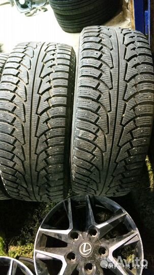 Nokian Tyres Hakkapeliitta 5 285/60 R18 101H