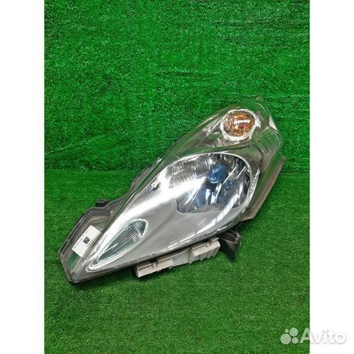 Фара nissan leaf AZE0