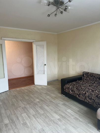 4-к. квартира, 81 м², 9/9 эт.