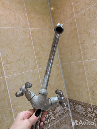 Смеситель для раковины