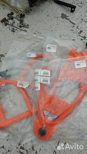 Рычаги в сборе kayo AU200