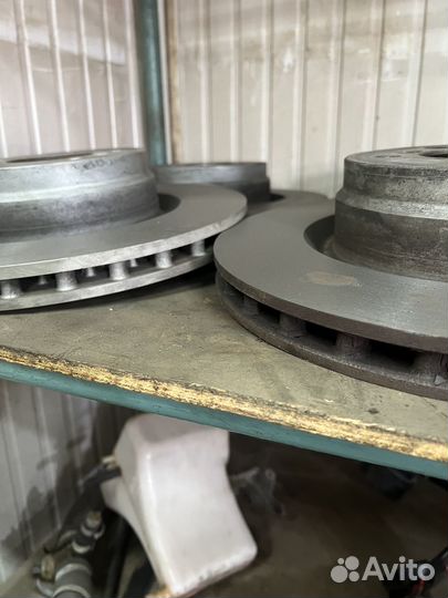 Тормозные диски Range Rover