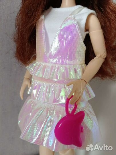 Принцесса Бэлль на шарнирном теле Барби йога пышка