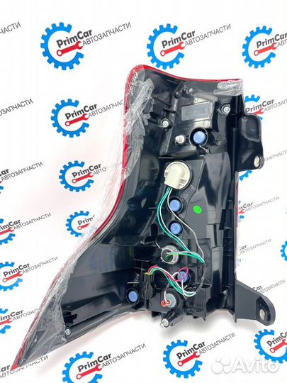 Стоп-сигнал правый Toyota Land Cruiser Prado