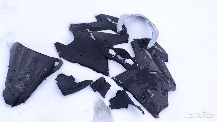 Остатки пластика honda vfr800, cbr600rr