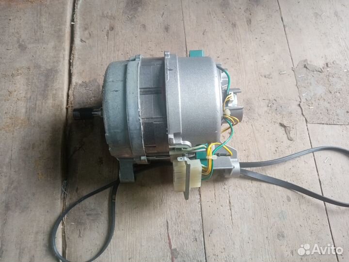 Двигататель стиральной машины acc 20584.316 Candy