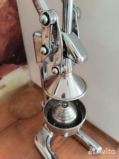 Соковыжималка пресс, механическая