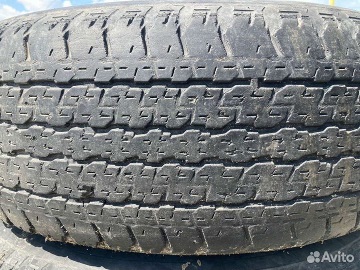 Bridgestone Dueler H/L 265/65 R17