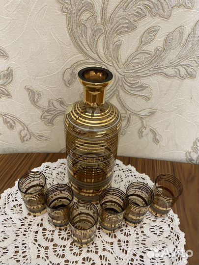 Графин и рюмки богемия