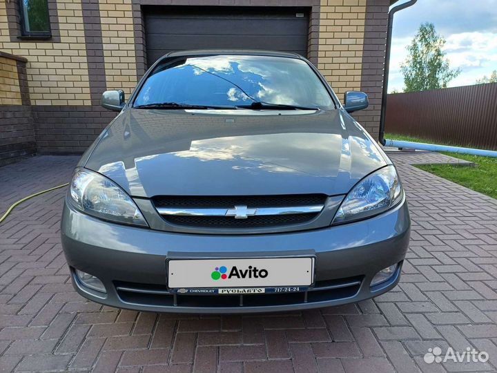 Chevrolet Lacetti 1.6 AT, 2010, 690 км