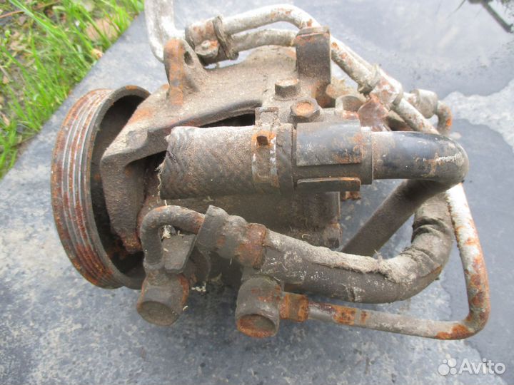 Насос гидроусилителя гур Mazda