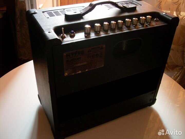 Комбоусилитель Kustom HV 30