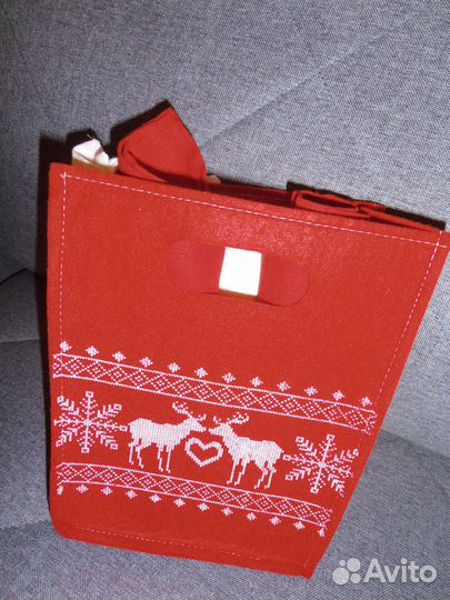 Набор салфеток с кольцами в декор. сумке новый