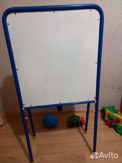 Мольберт детский двухсторонний
